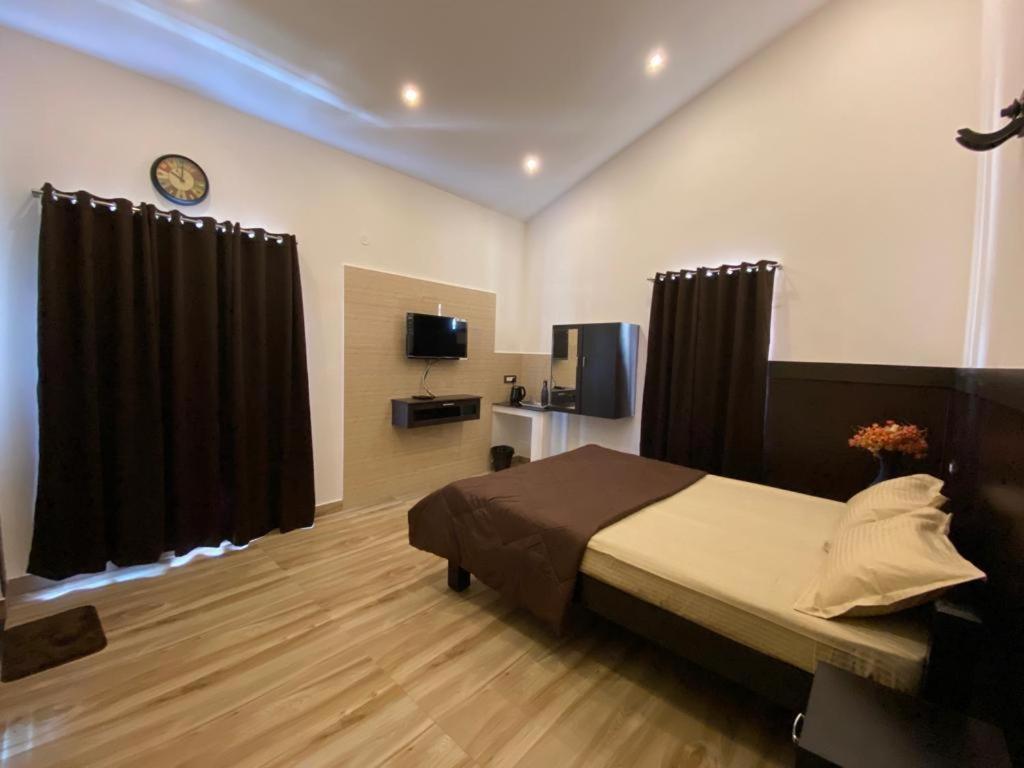 Rr Holidays - Home Stay Kodaikanal Exterior photo
